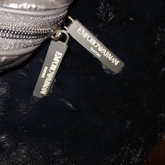 ARMANI Men's Shower Bag!! - Picture 3 of 3